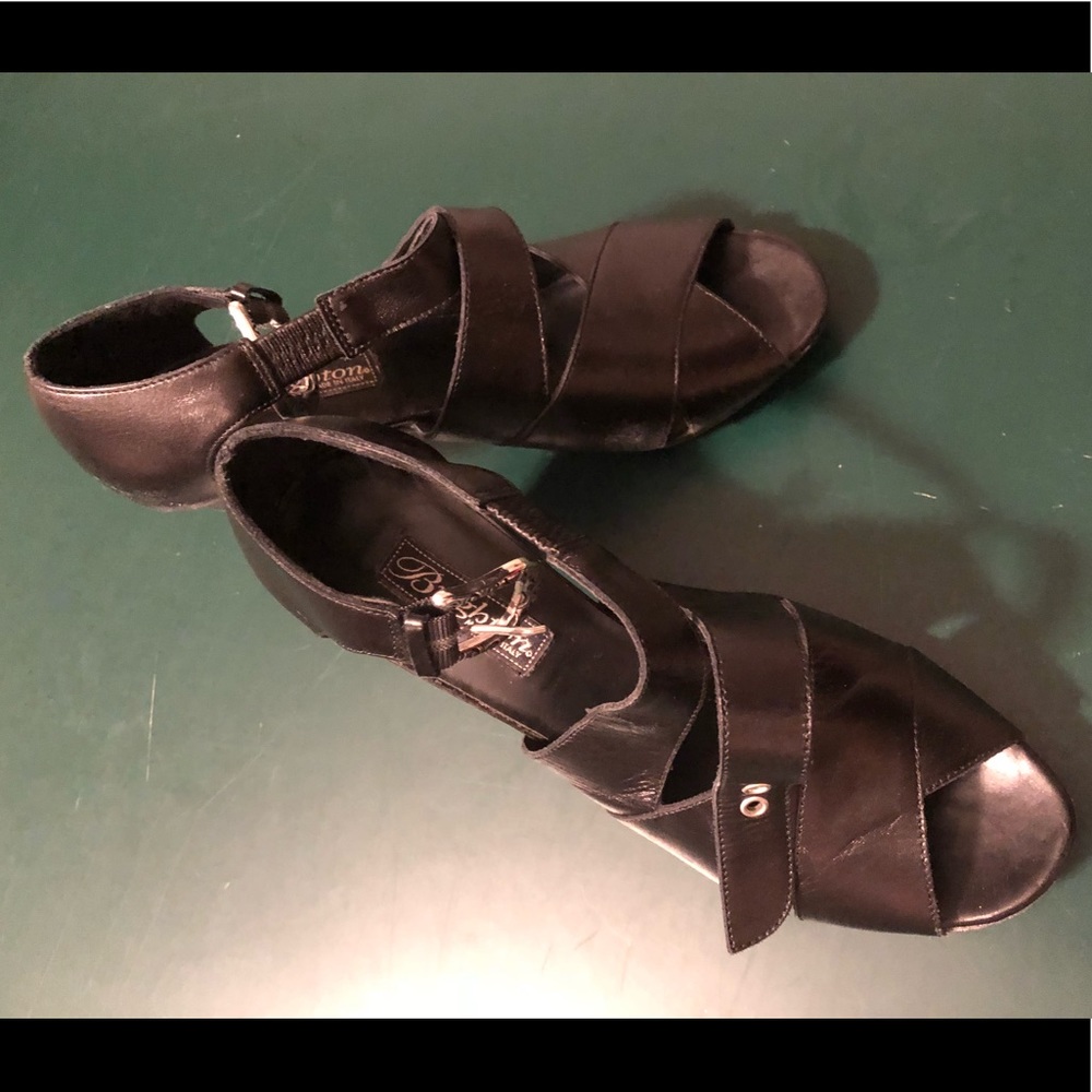 Brighton Vogue Heel in Black